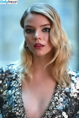 Anya Taylor-Joy / Anya Taylor Joy / anyataylorjoy nude photo #2892