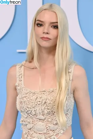 Anya Taylor-Joy / Anya Taylor Joy / anyataylorjoy nude photo #2915