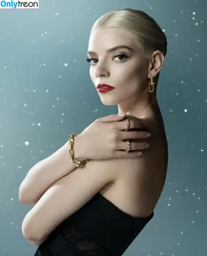 Anya Taylor-Joy / Anya Taylor Joy / anyataylorjoy nude photo #2953