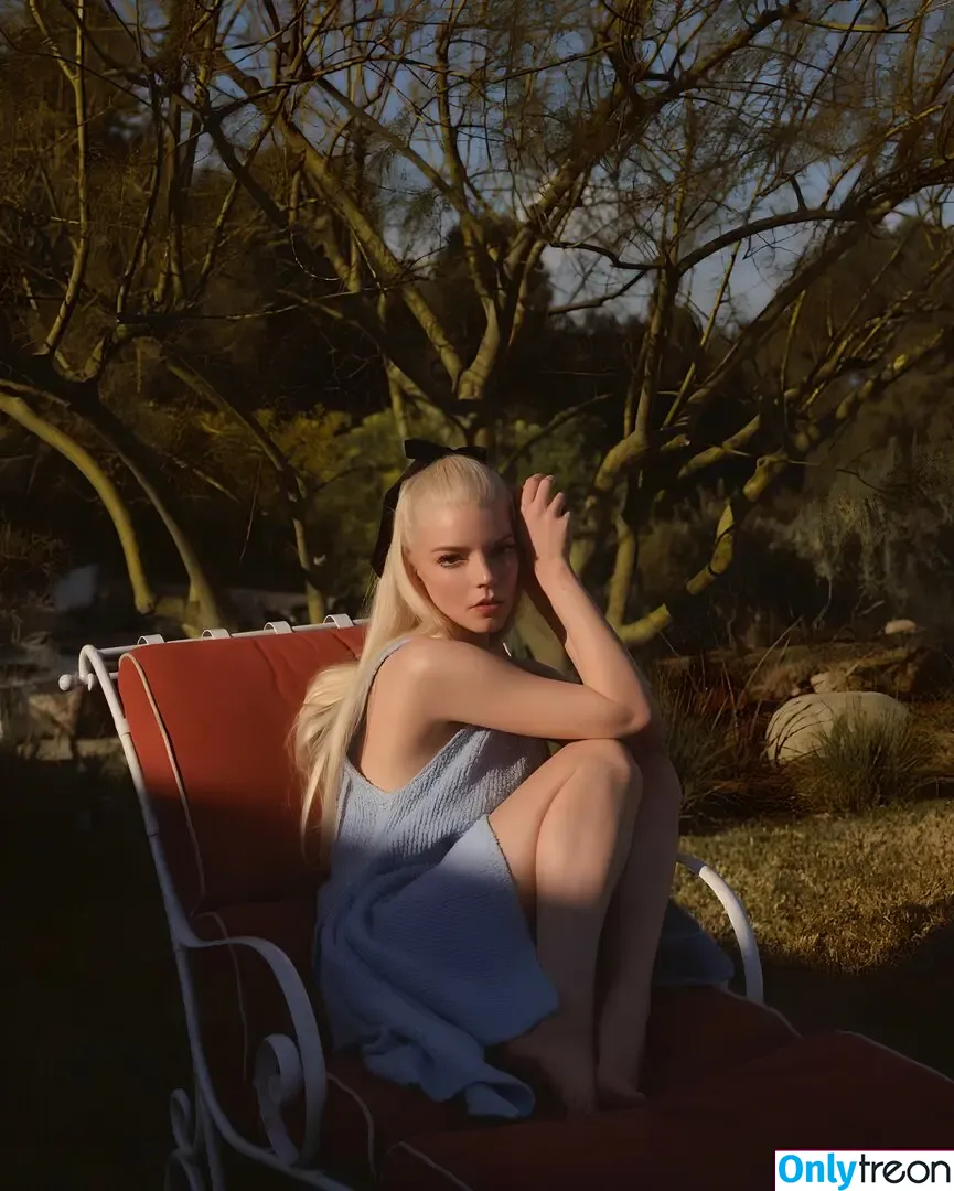 Anya Taylor-Joy nude photo #2084 (Anya Taylor Joy / anyataylorjoy)