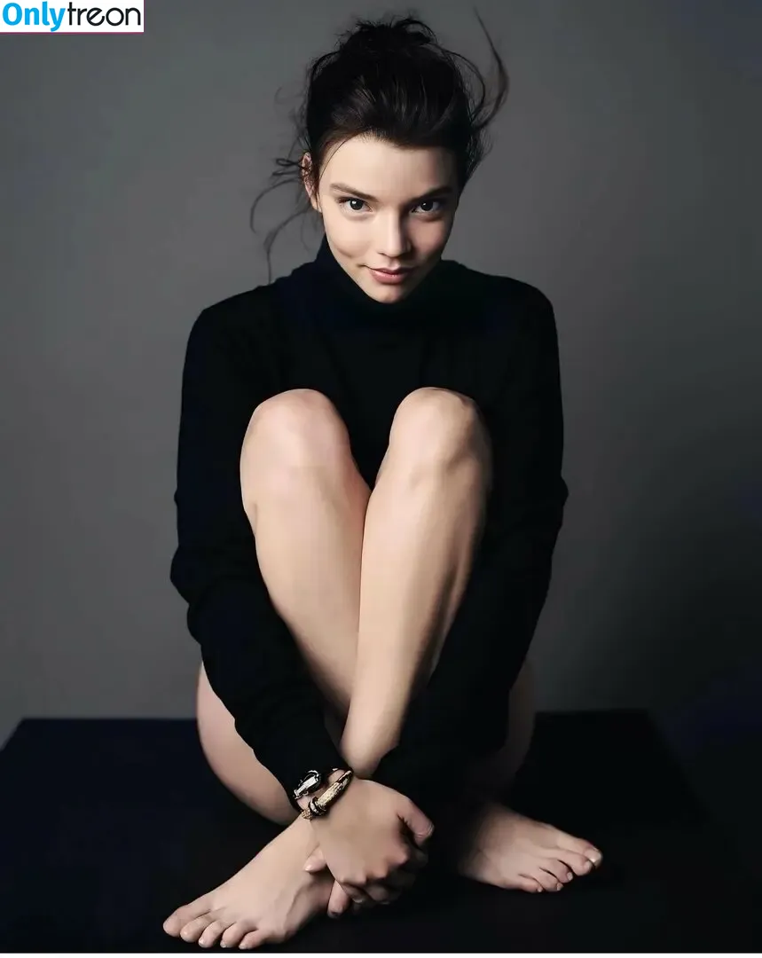 Anya Taylor-Joy nude photo #2255 (Anya Taylor Joy / anyataylorjoy)