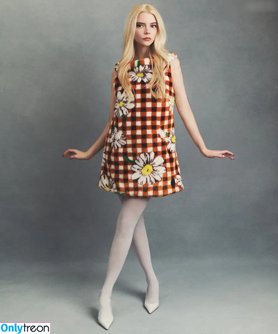 Anya Taylor-Joy nude photo #2574 (Anya Taylor Joy / anyataylorjoy)