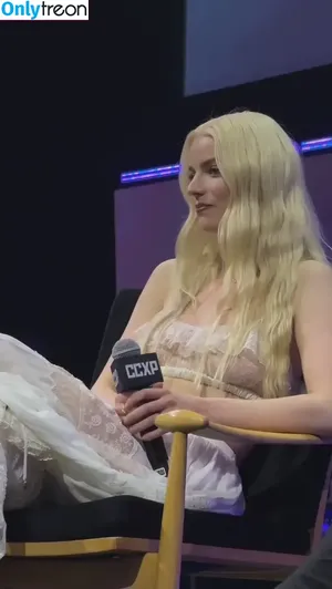 Anya Taylor-Joy / Anya Taylor Joy / anyataylorjoy nude photo #3035