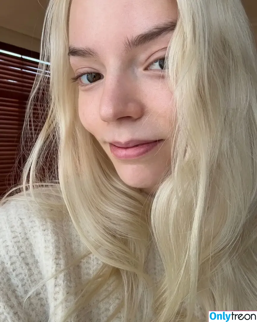 Anya Taylor-Joy nude photo #3057 (Anya Taylor Joy / anyataylorjoy)