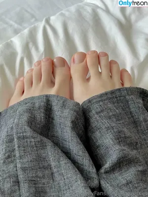 anye_feet / anyefeet nude photo #0113