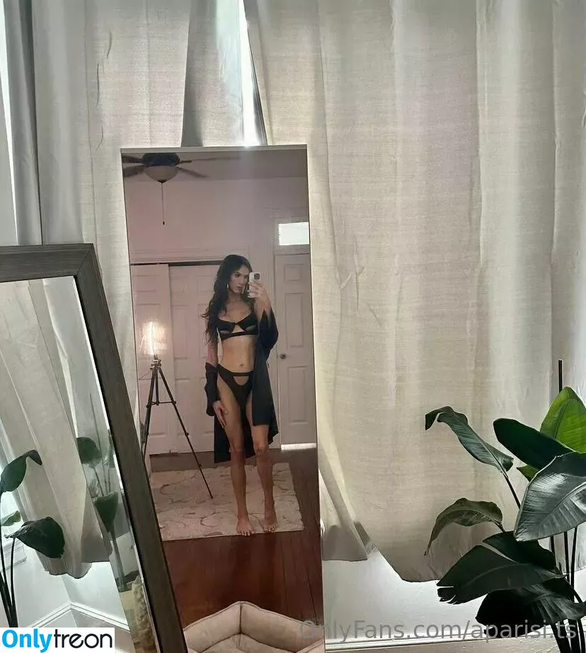 aparisi.ts nude photo #0024 (its_ari993)