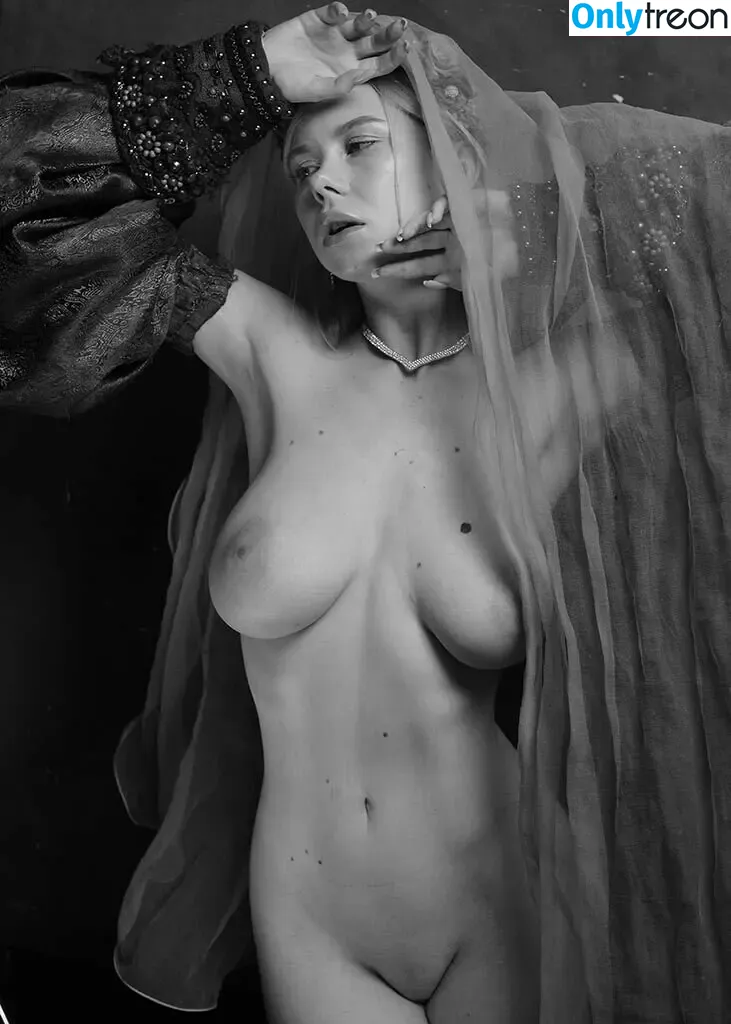 aphralina nude photo #0036 (Alina / Aphralina Nil / athelinafree / good_girls_love_sex)