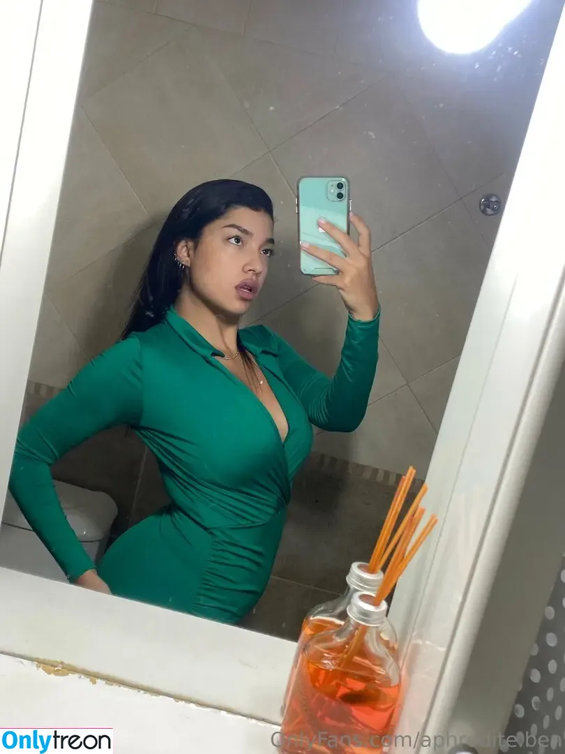 aphrodite.ben nude photo #0037 (amna._.ben)