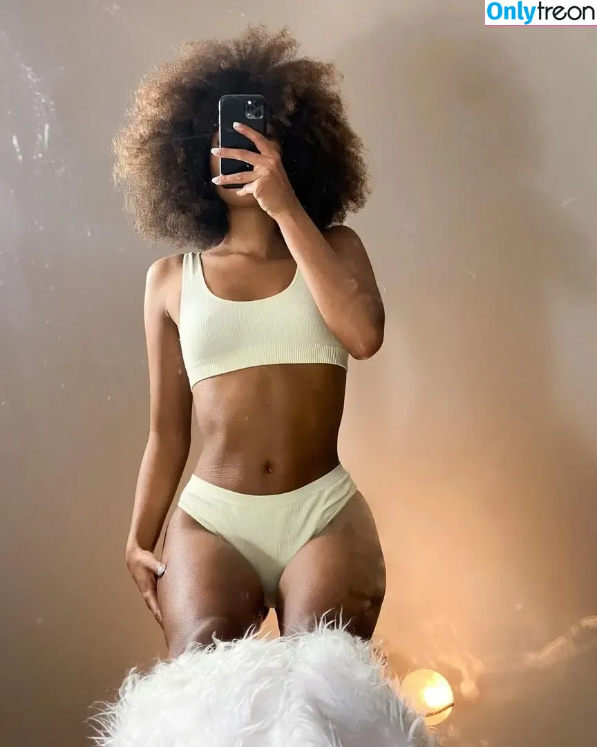 apolloniafz nude photo #0007 (apolloniafz)