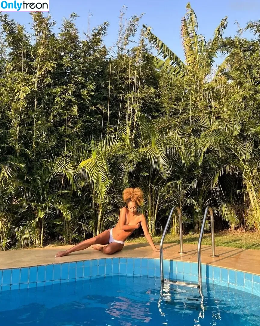 apolloniafz nude photo #0015 (apolloniafz)