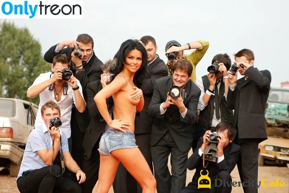 Apostoleanu nude photo #0094 (Inna)
