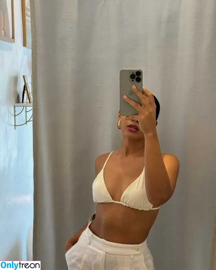 April’s ASMR nude photo #0004 (aprilmbuckles / aprilsasmr)
