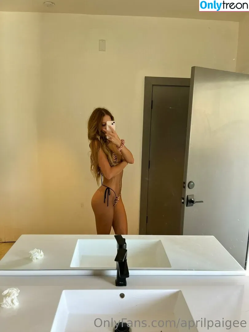 aprilpaigee nude photo #0226 (aprilpaigee)