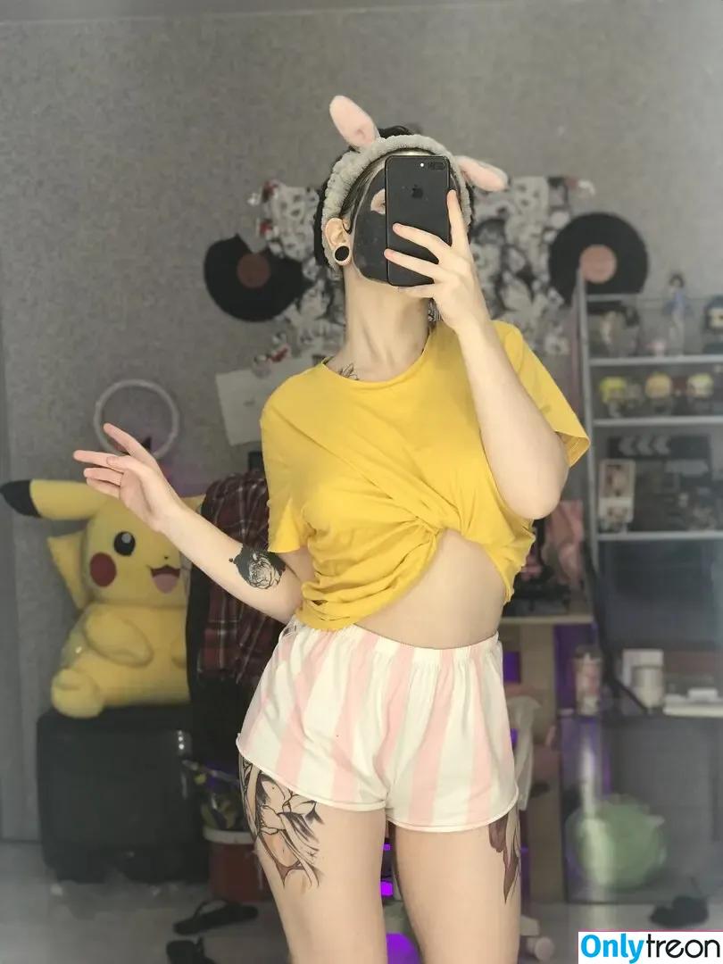 arahnaekb nude photo #0060 (chloe_glass_ / unkarab)
