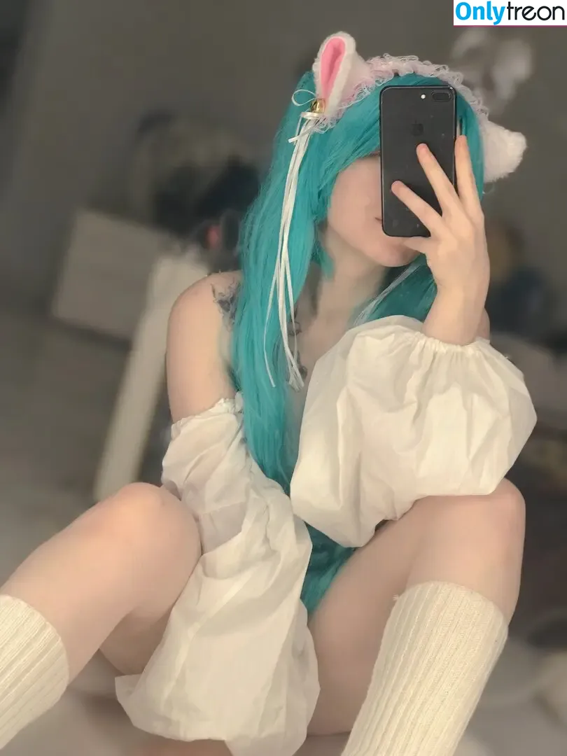 arahnaekb nude photo #0090 (chloe_glass_ / unkarab)