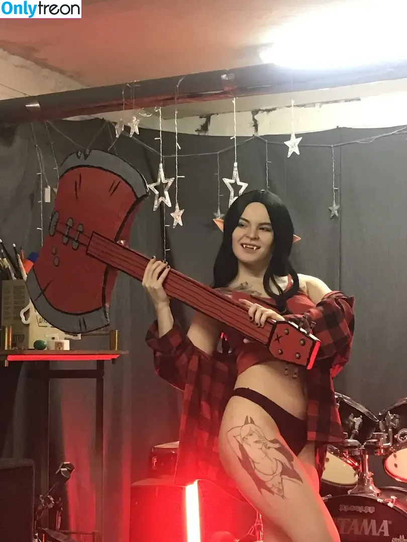 arahnaekb nude photo #0107 (chloe_glass_ / unkarab)