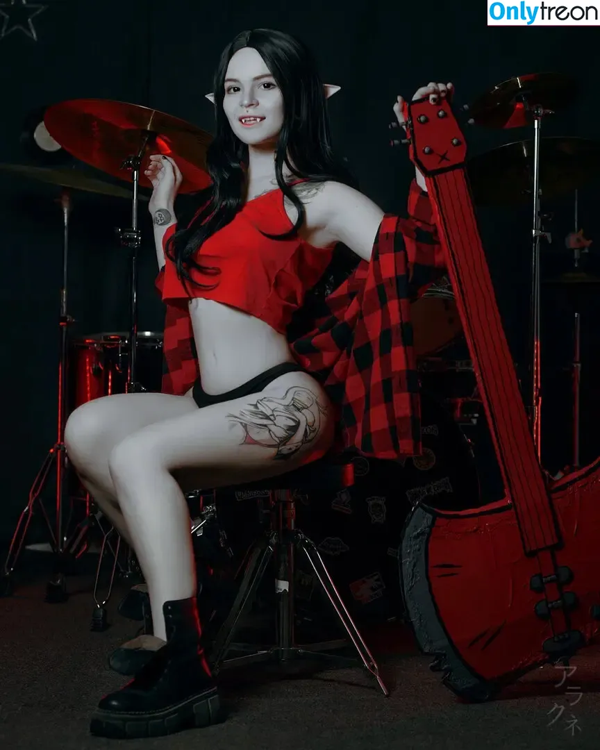 arahnaekb nude photo #0113 (chloe_glass_ / unkarab)