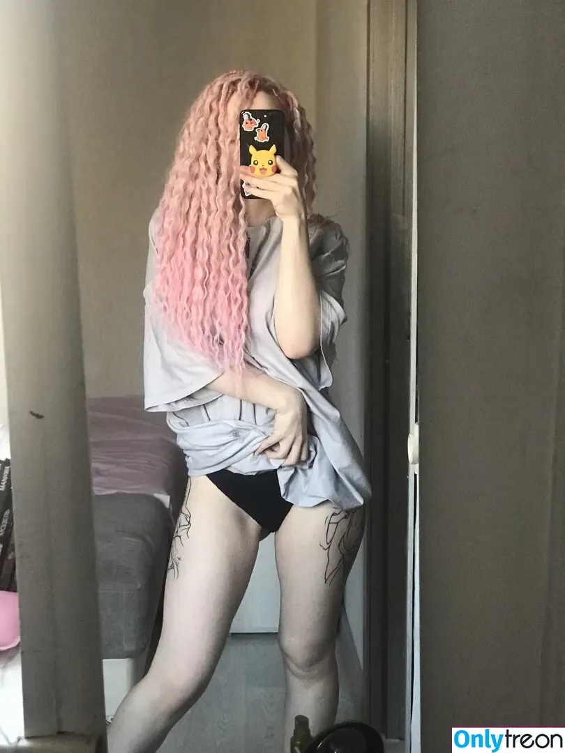arahnaekb nude photo #0227 (chloe_glass_ / unkarab)