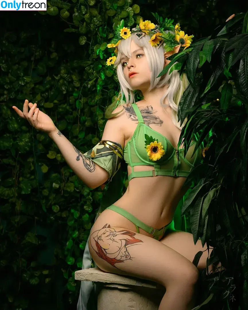 arahnaekb nude photo #0267 (chloe_glass_ / unkarab)