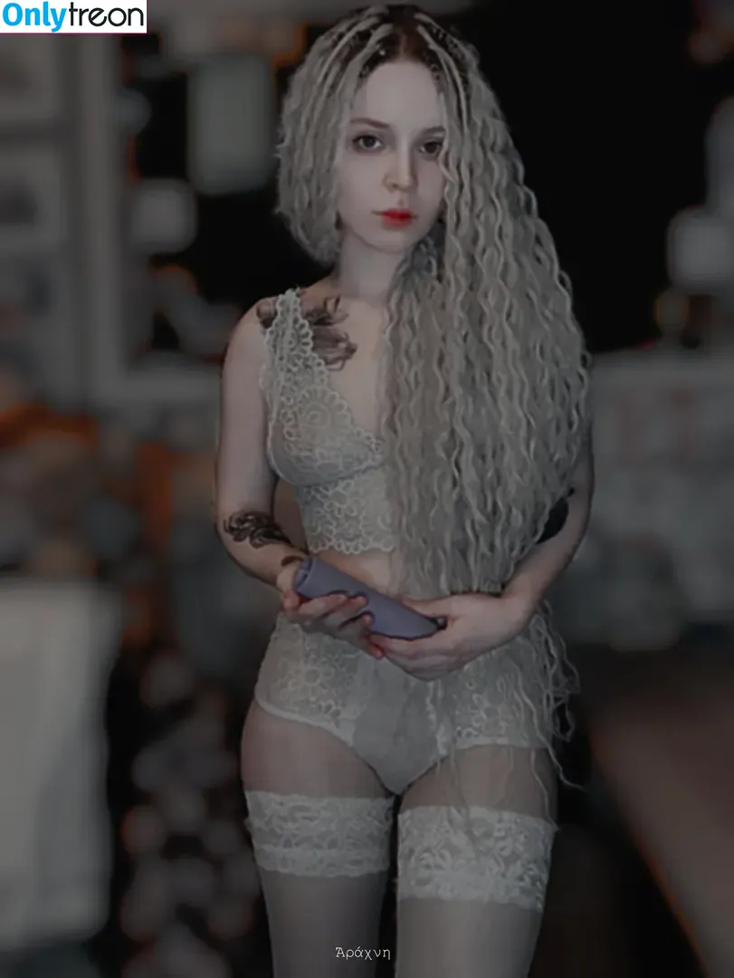 arahnaekb nude photo #0345 (chloe_glass_ / unkarab)