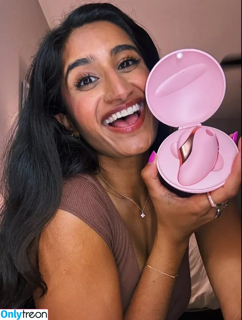 Arasha Lalani nude photo #0143 (arashalalani / arashalalani_)