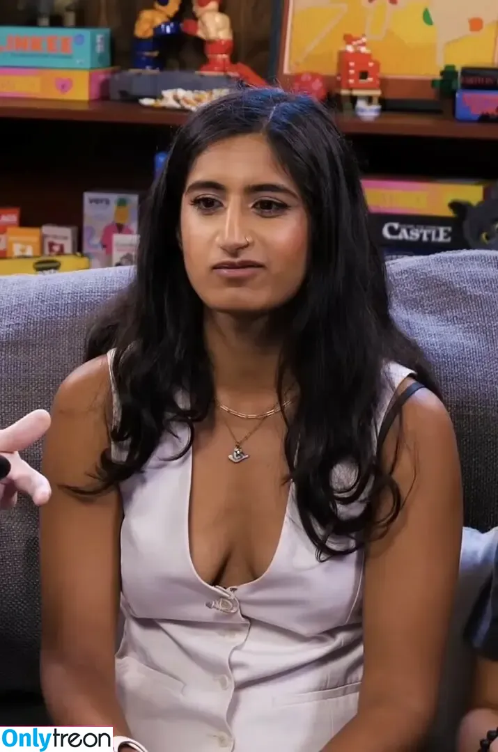 Arasha Lalani nude photo #0150 (arashalalani / arashalalani_)