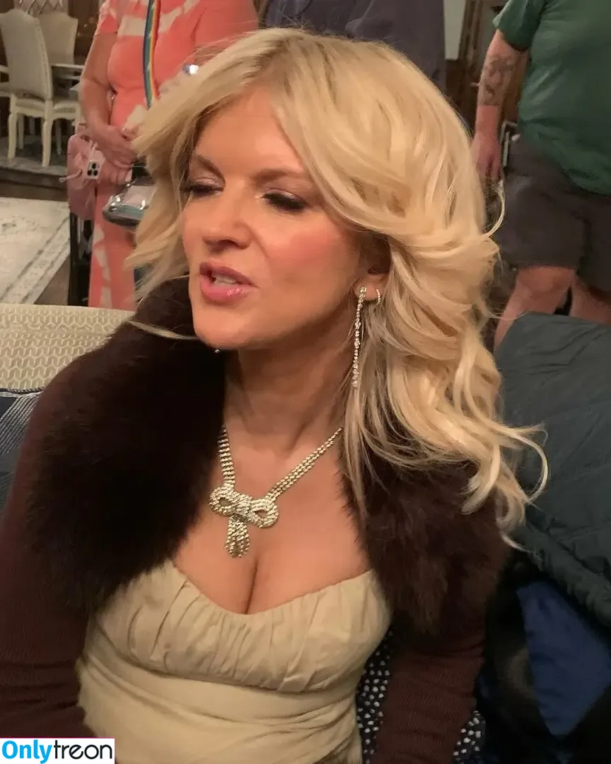 Arden Myrin nude photo #0121 (ardenmyrin)