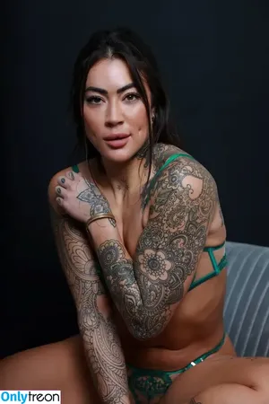  nude photo #0007