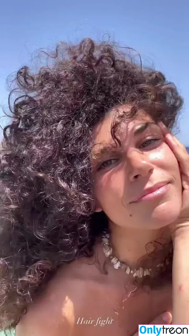 Ariadna Hafez nude photo #0003 (ariadna_hafez)