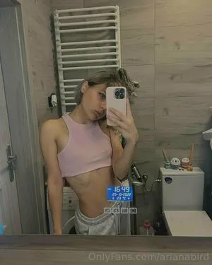 arianabird / birdmoves nude photo #0007