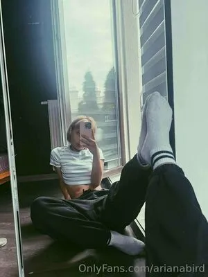 arianabird / birdmoves nude photo #0008