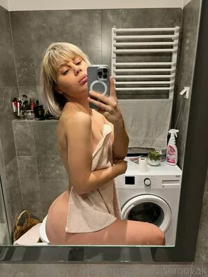 arianabird / birdmoves nude photo #0136