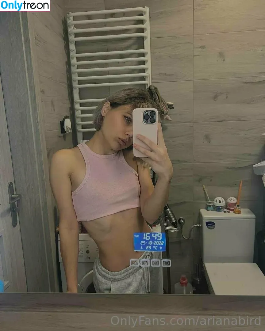 arianabird nude photo #0007 (birdmoves)