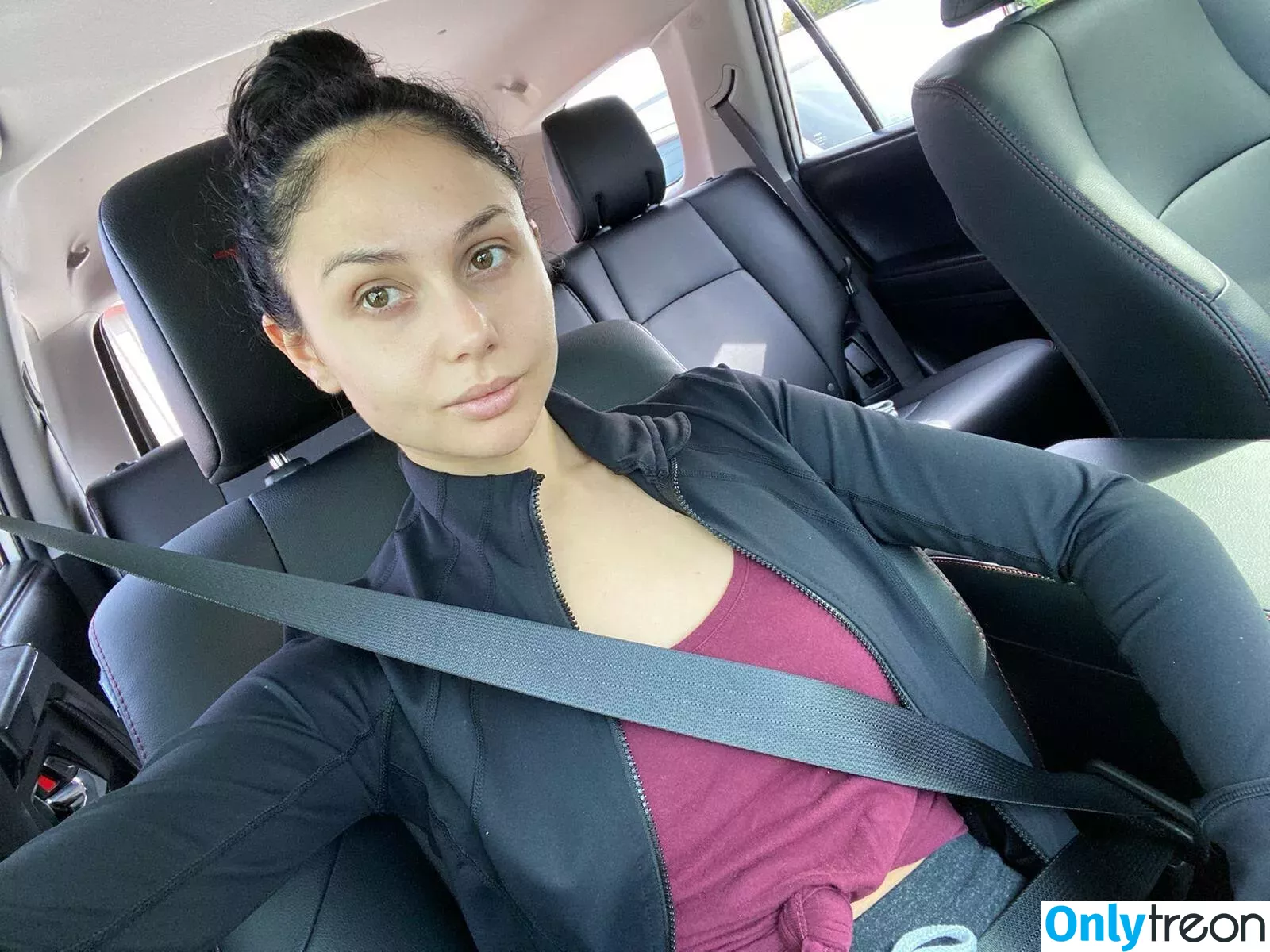 arianamarie nude photo #0099 (msarianamarie)