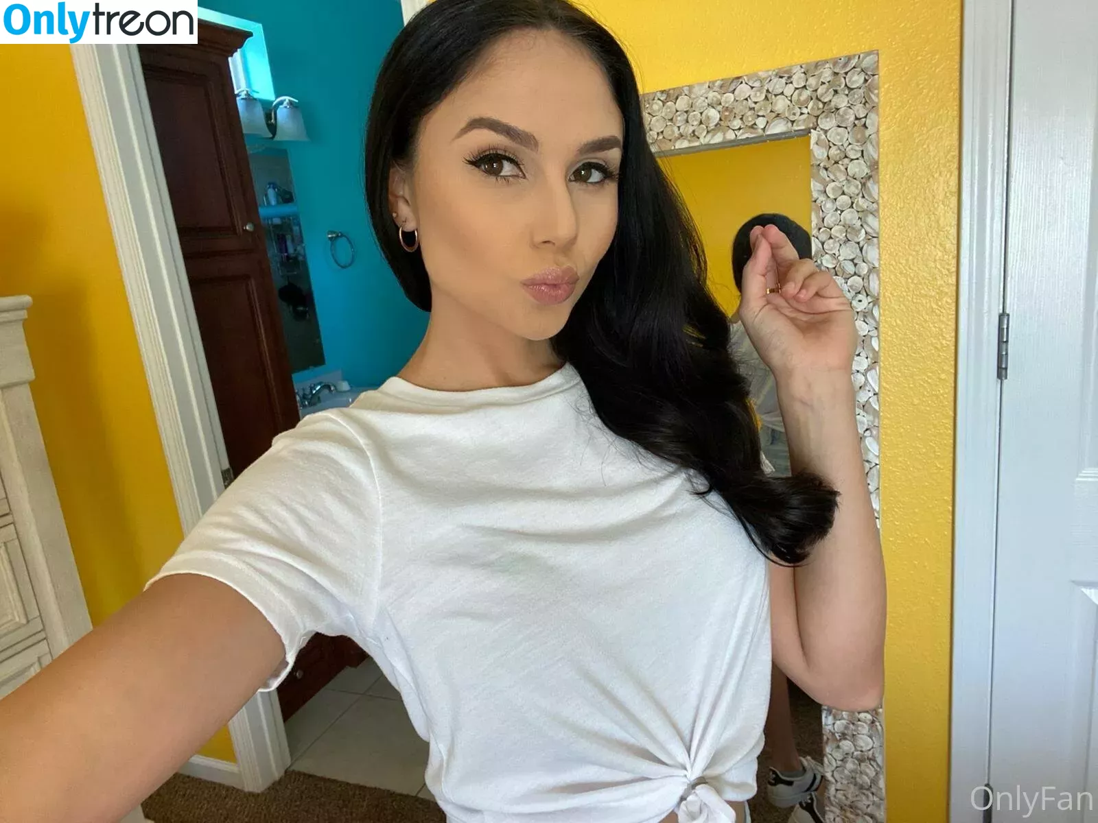 arianamarie nude photo #0143 (msarianamarie)