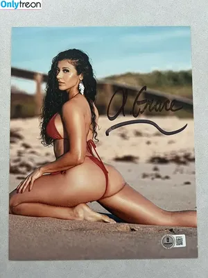 Arianna Grace / ariana.grace / ariannagrace_wwe / ariannagracewwe / bianca carelli nude photo #0189