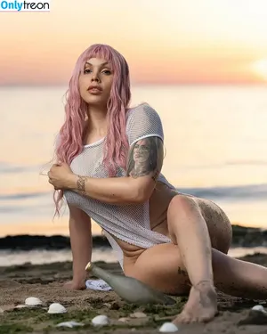 Aricaa.Mariaa / Arica Footgoddess / fetish.bae / goddess.arica nude photo #0004