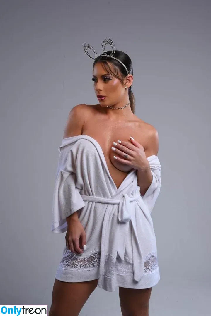 Aricia Silva nude photo #0018 (aricia_princesa / ariciasilva / ex-panicat)