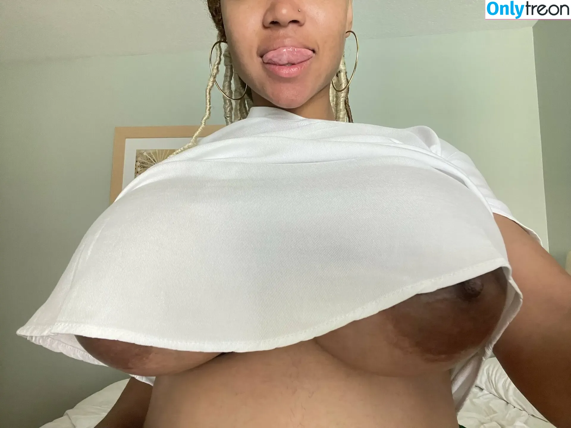 Ariel The Titgodddess VIP nude photo #0004 (ariellyndsey / tgodddessvip / titgodddess)