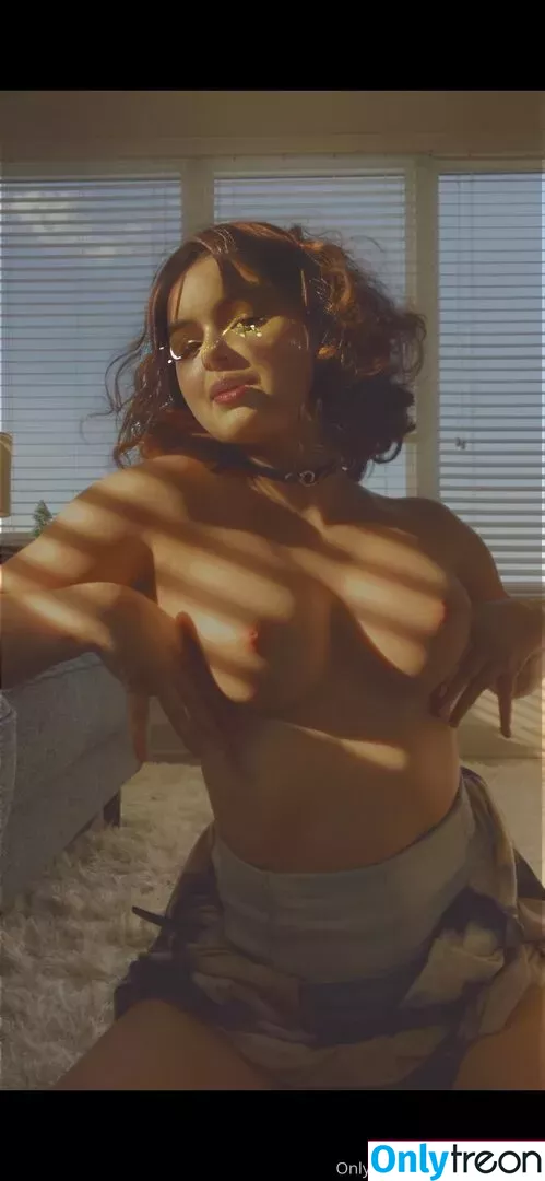 Ariel Winter Ai Porn nude photo #0143 (arielwinter / jizzyjiggles)