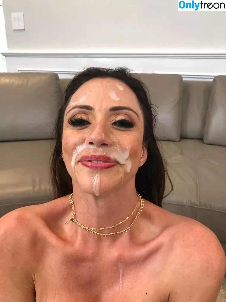 Ariella Ferrera nude photo #0289 (ariellaferrera / ariellaferreraofficial)