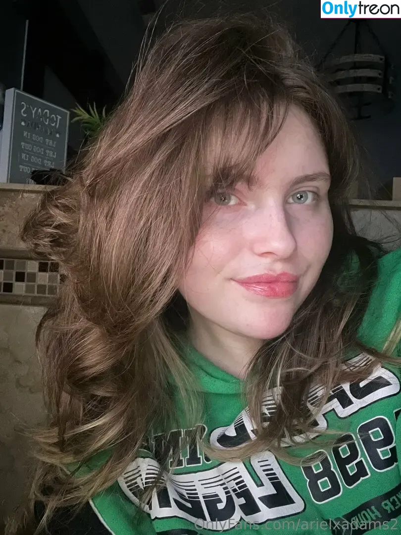 arielxadams2 nude photo #0011 (arielxadams)