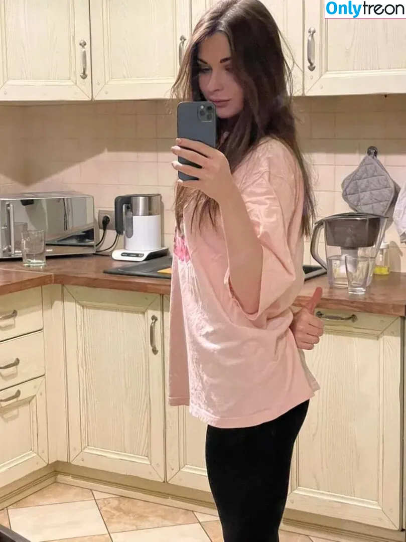 Arina Berdnikova nude photo #0100 (Ahrinyan / nyasharisha)