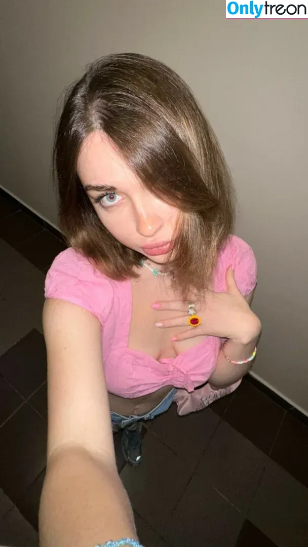 Arina Berdnikova nude photo #0302 (Ahrinyan / nyasharisha)