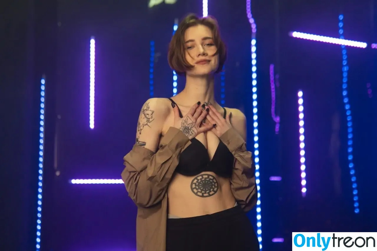 arina_gp nude photo #0330 (arina_gp)