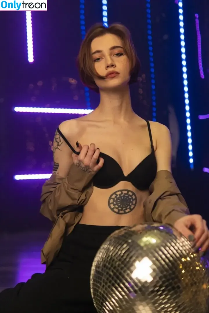 arina_gp nude photo #0340 (arina_gp)