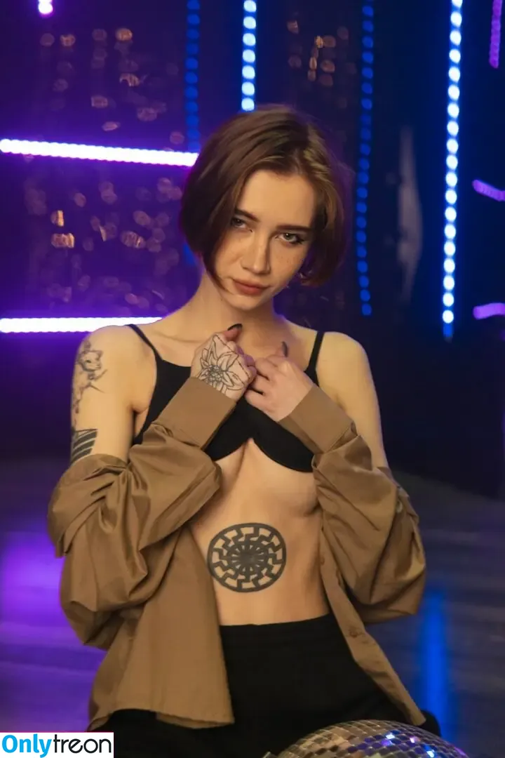 arina_gp nude photo #0344 (arina_gp)