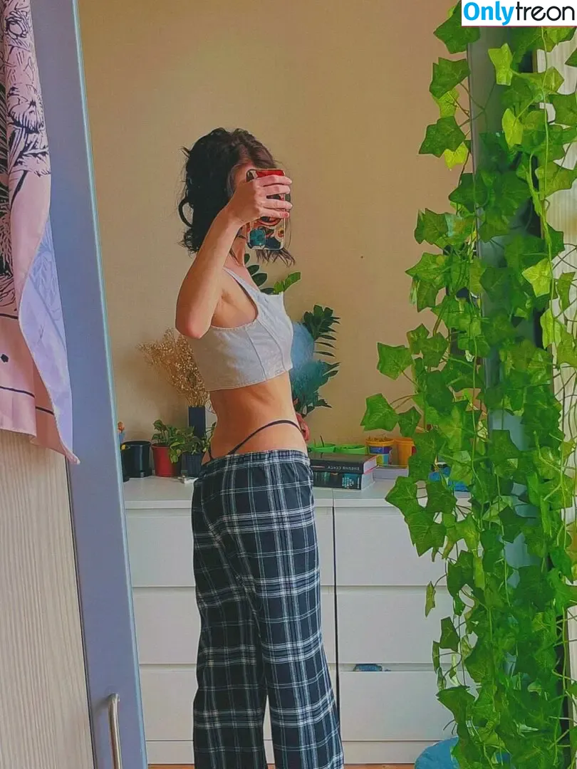 arina_gp nude photo #0611 (arina_gp)