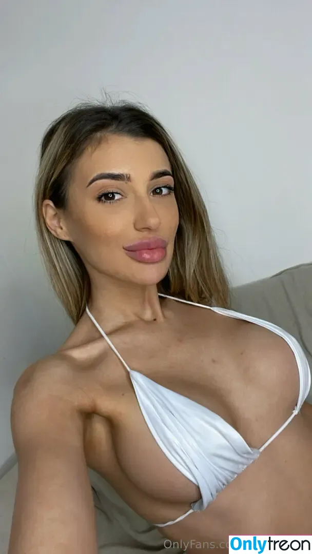 ariyakay nude photo #0008 (ariyakay)
