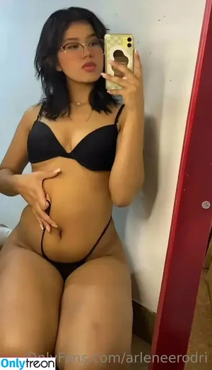 arleneerodri / mommyof3_amc nude photo #0007